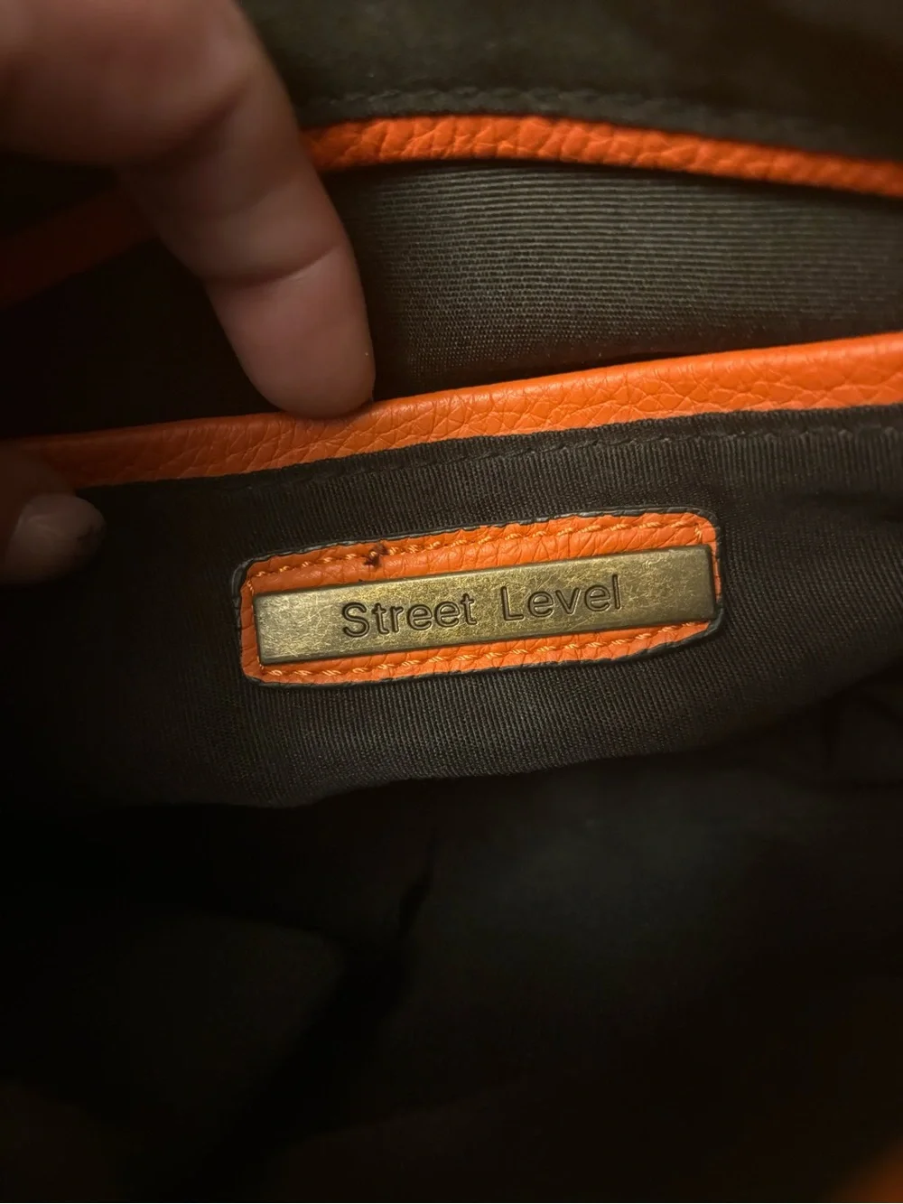 Street Level compact orange